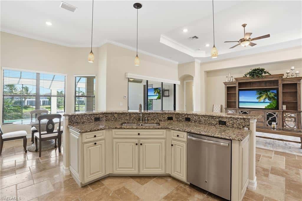 3266 Runaway Ln, Naples, photo 10