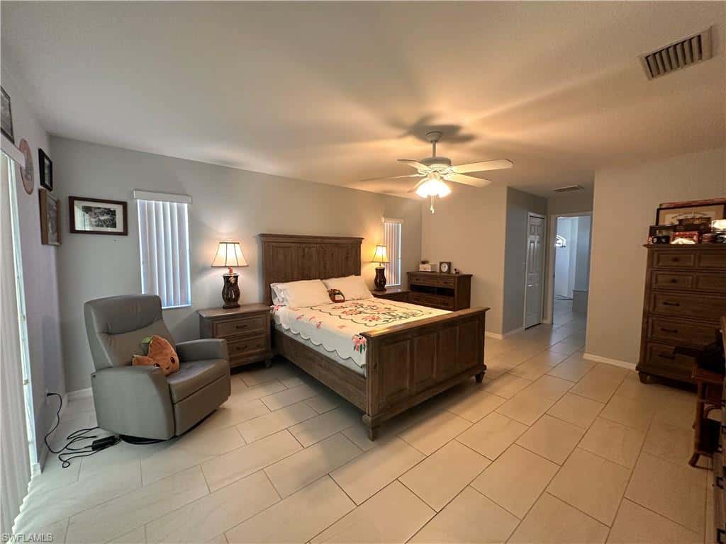 2916 Van Buren Pkwy, Cape Coral, photo 17