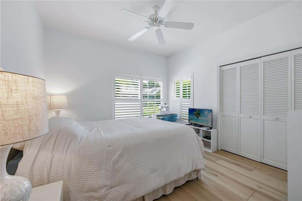 5900 Fountain Dr, Naples, photo 16