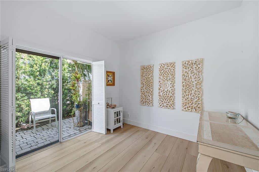 5900 Fountain Dr, Naples, photo 11