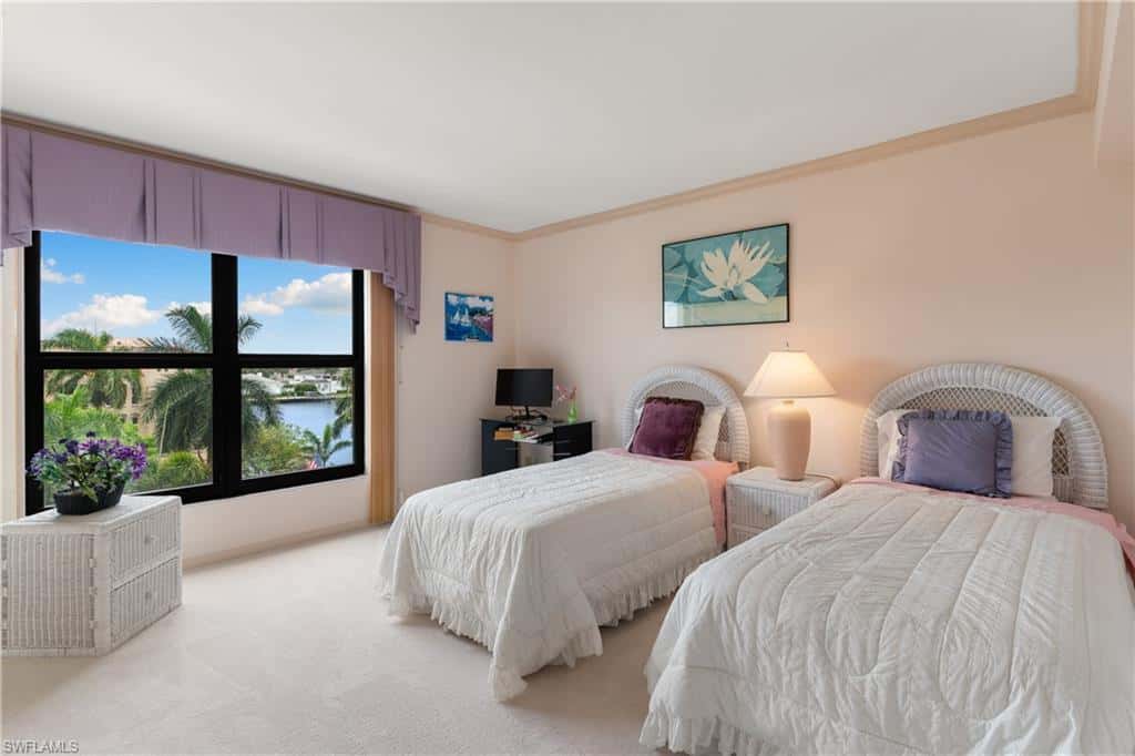 4451 Gulf Shore Blvd #505, Naples, photo 6