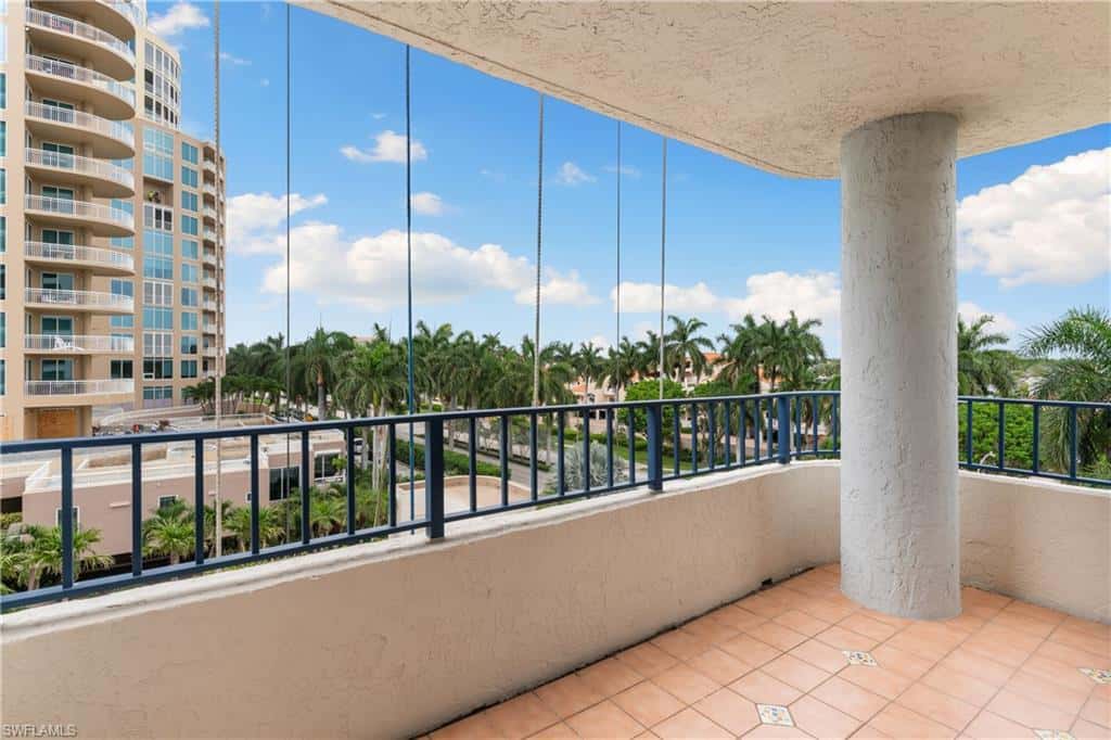 4451 Gulf Shore Blvd #505, Naples, photo 32