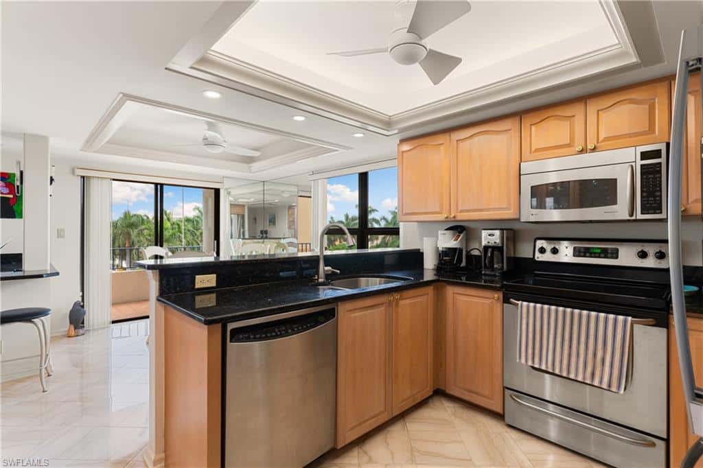 4451 Gulf Shore Blvd #505, Naples, photo 11