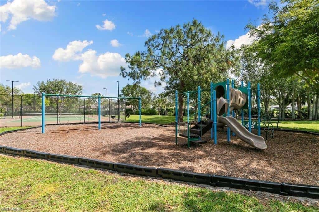 7128 Timberland Cir #201, Naples, photo 27