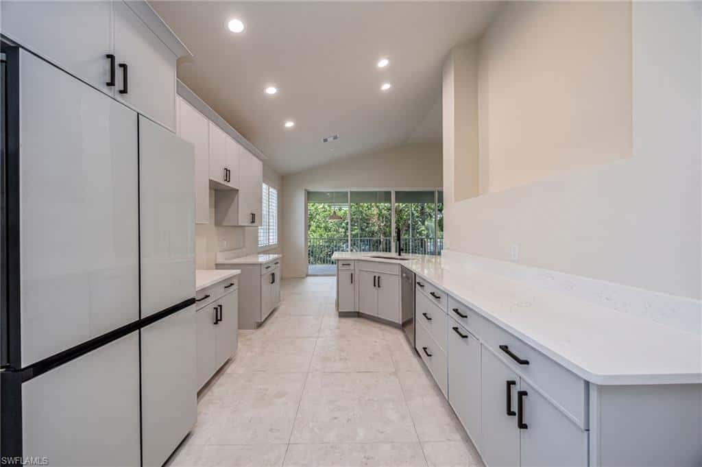 7128 Timberland Cir #201, Naples, photo 7