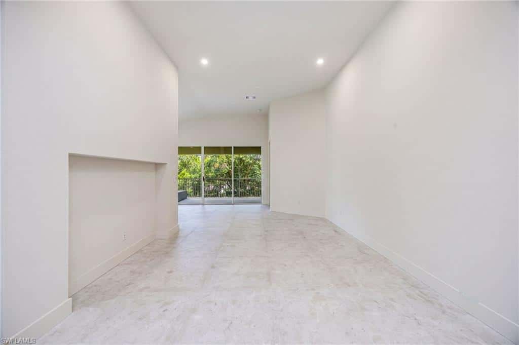 7128 Timberland Cir #201, Naples, photo 4