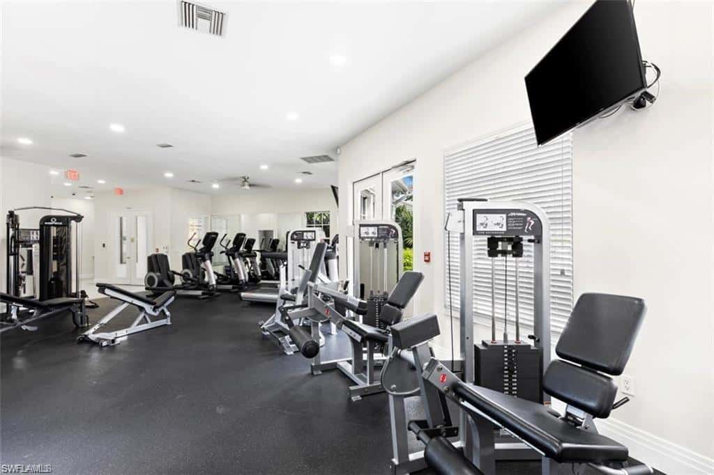 7128 Timberland Cir #201, Naples, photo 25