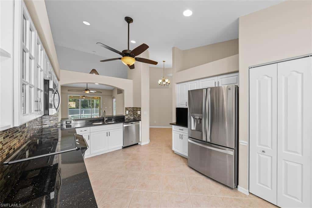 8471 Ibis Cove Cir #m677, Naples, photo 9