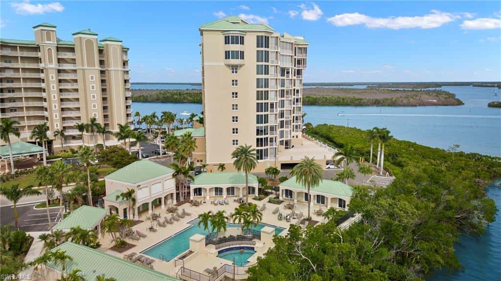 4137 Bay Beach Ln #585, Fort Myers Beach, photo 11