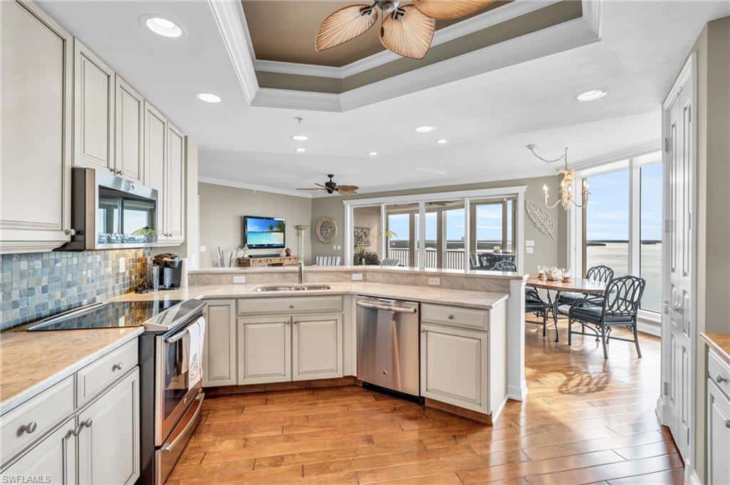 4137 Bay Beach Ln #585, Fort Myers Beach, photo 19