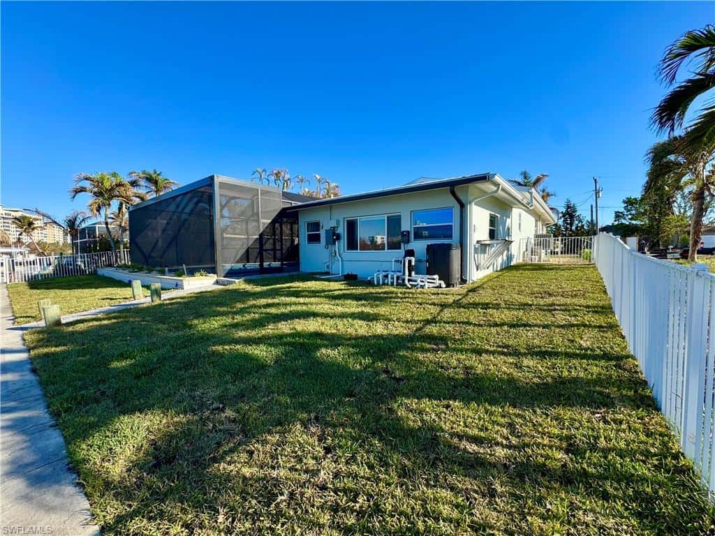 8065 Lagoon Rd, Fort Myers Beach, photo 9