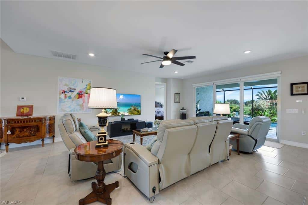 18725 Lake Hammock Dr, Naples, photo 29
