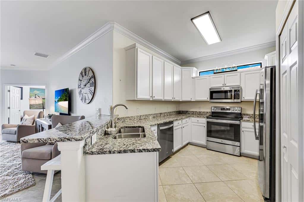 1427 Oceania Dr, Naples, photo 4