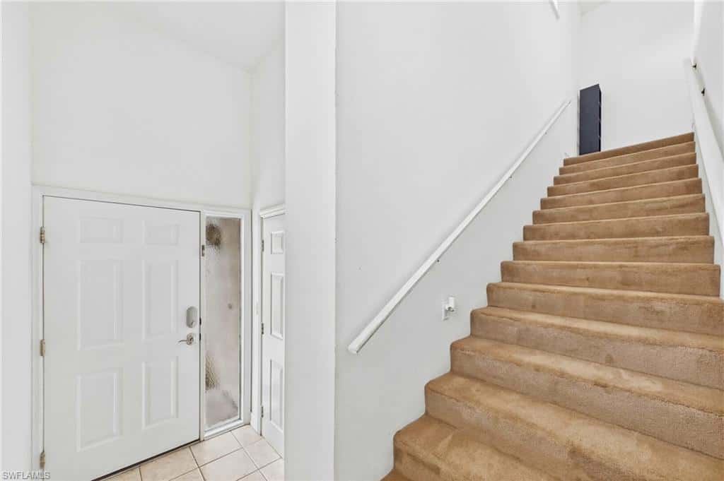 675 Luisa Ln #4, Naples, photo 6