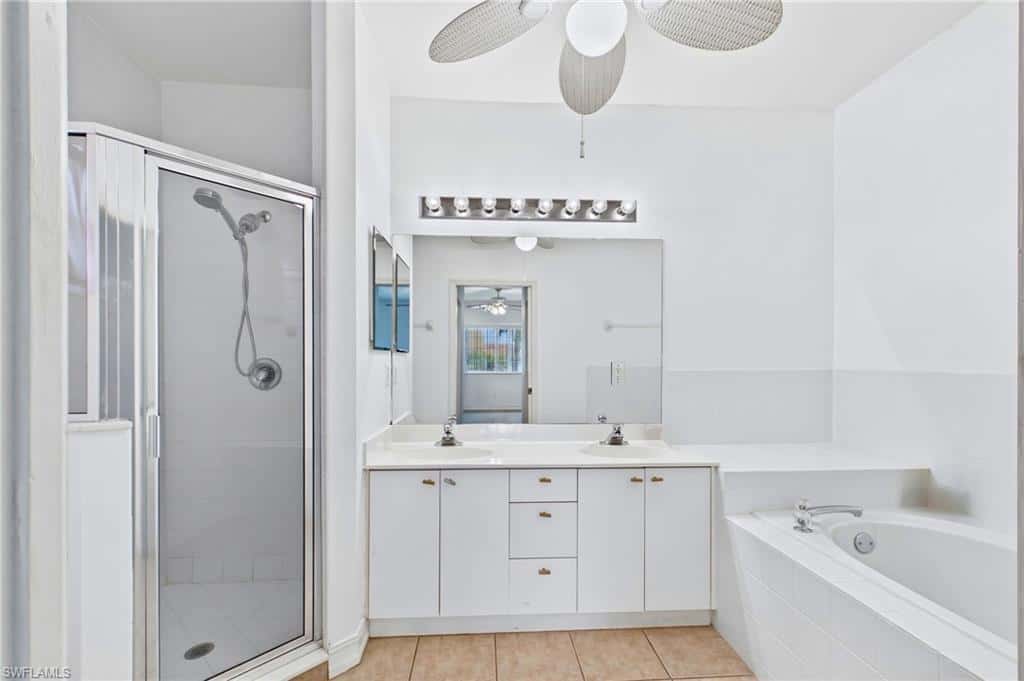 675 Luisa Ln #4, Naples, photo 17