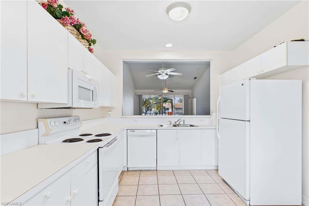 675 Luisa Ln #4, Naples, photo 9