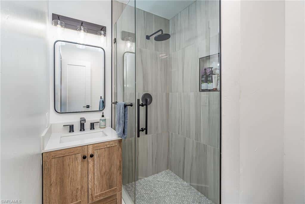 1720 Middle Gulf Dr, Sanibel, photo 23