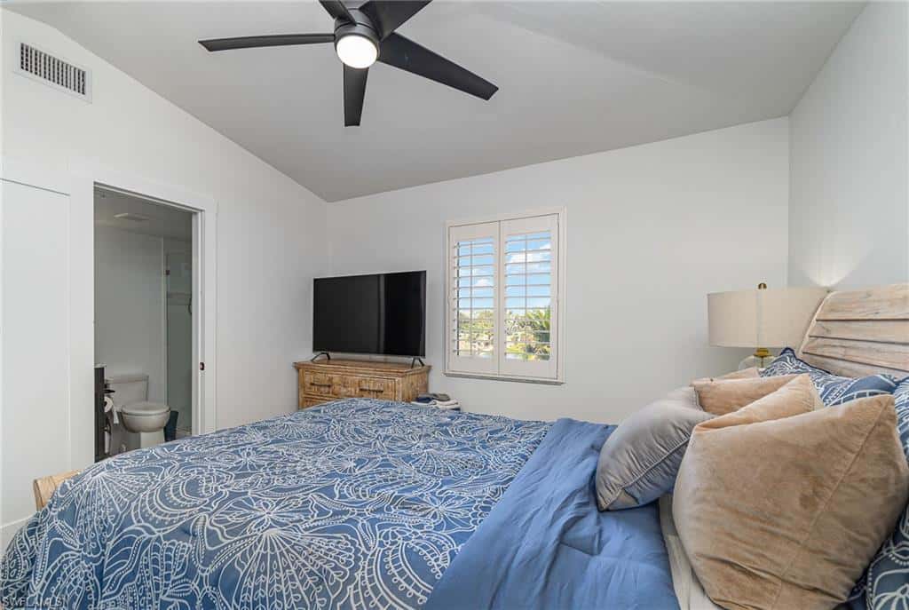 1720 Middle Gulf Dr, Sanibel, photo 20