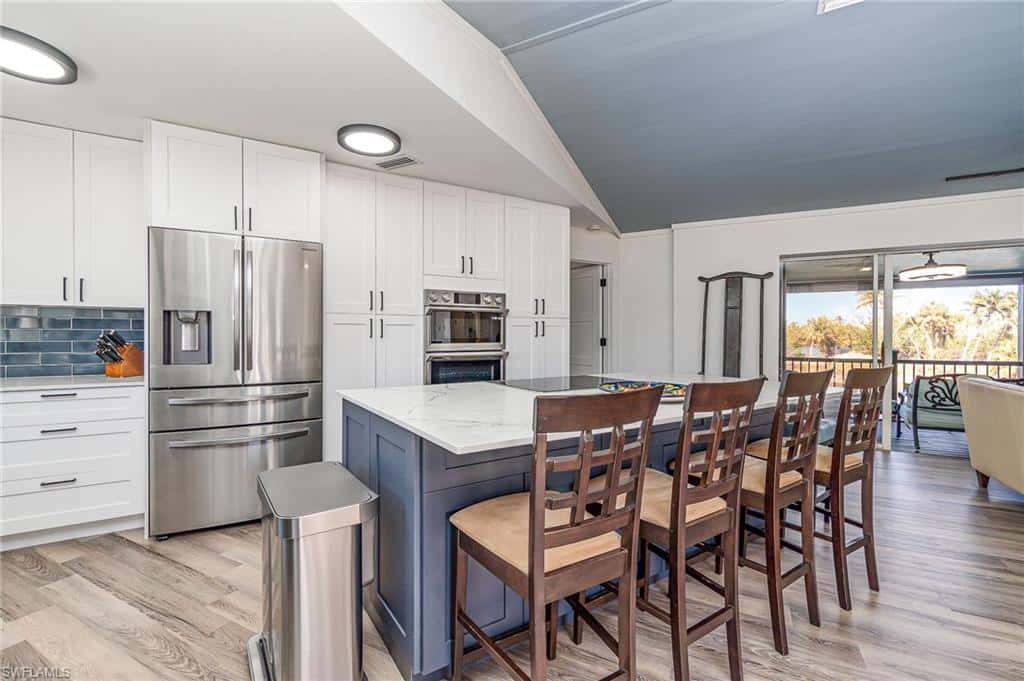 1720 Middle Gulf Dr, Sanibel, photo 9