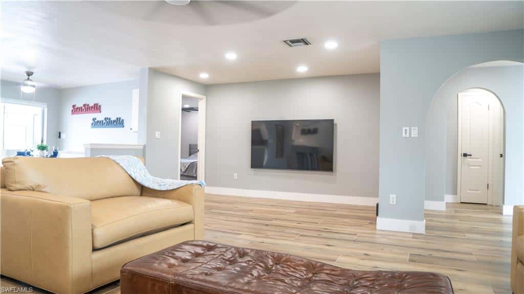 2090 Via Venice, Punta Gorda, photo 11