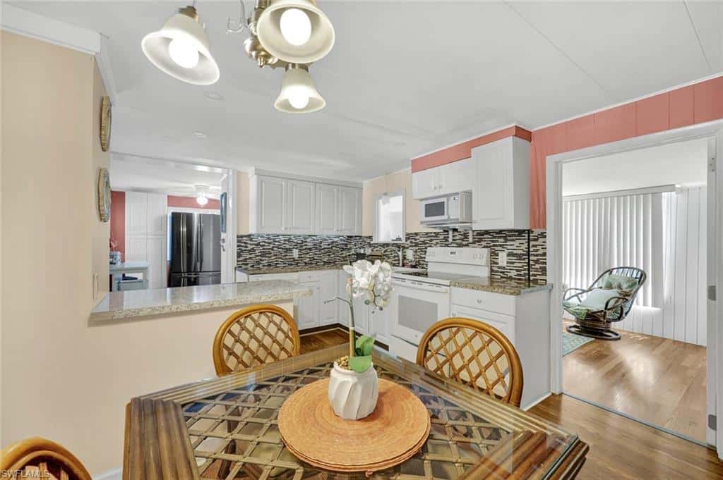 522 Menton Ln, Naples, photo 7