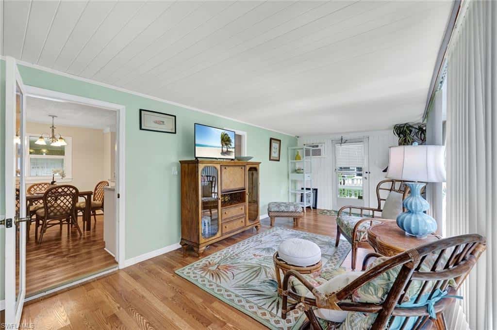 522 Menton Ln, Naples, photo 11