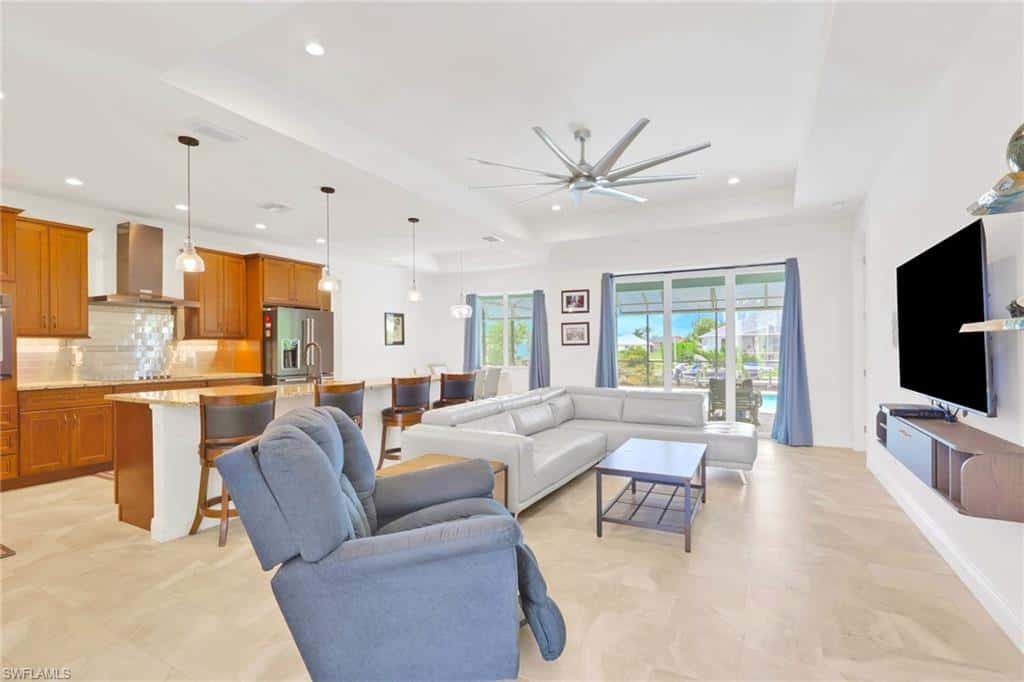 2422 Old Burnt Store Rd, Cape Coral, photo 15