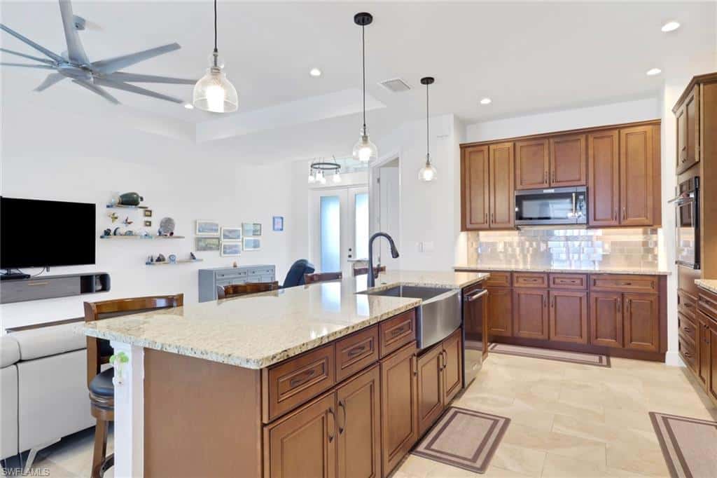 2422 Old Burnt Store Rd, Cape Coral, photo 19