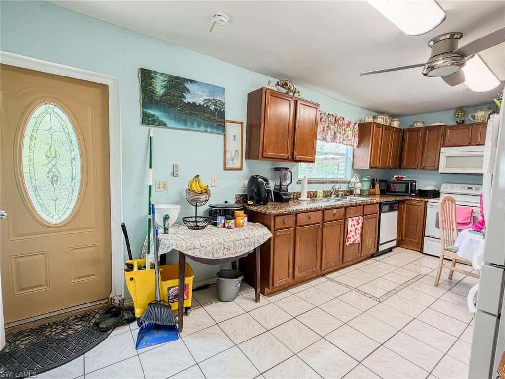 4000 Outer Dr, Naples, photo 9