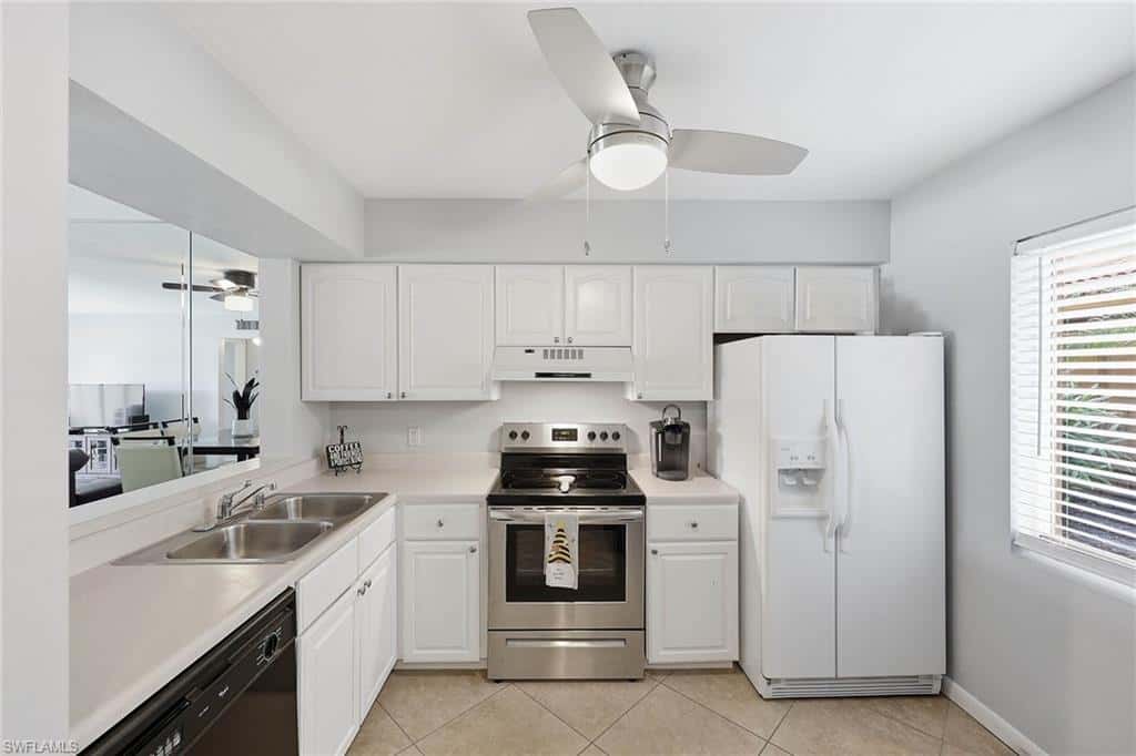 1075 Foxfire Ln #103, Naples, photo 5