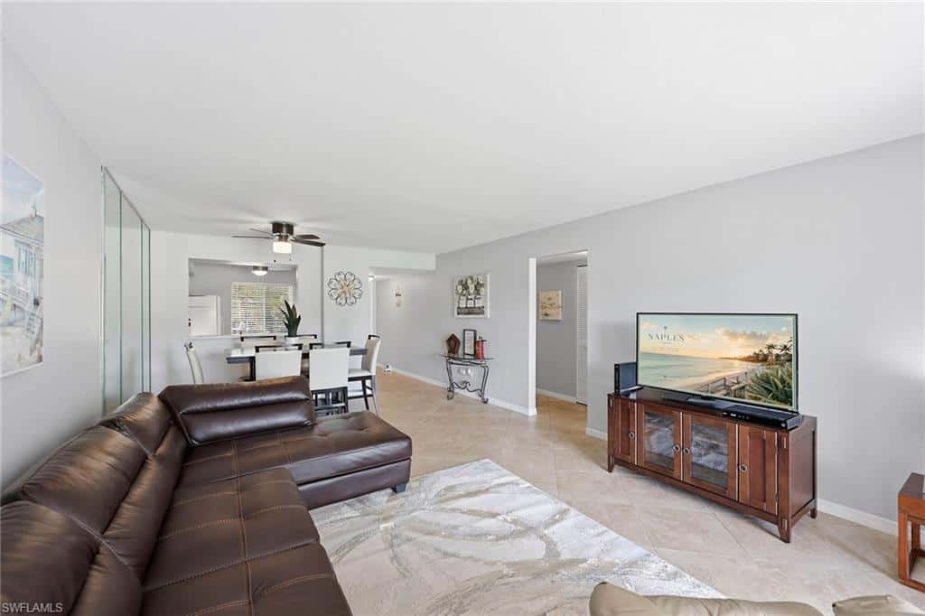 1075 Foxfire Ln #103, Naples, photo 4