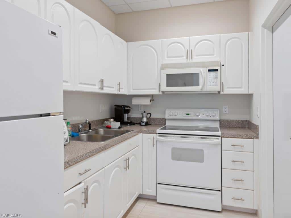 180 Seaview Ct #504, Marco Island, photo 21