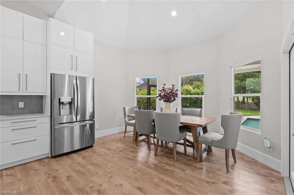 245 Monterey Dr, Naples, photo 12