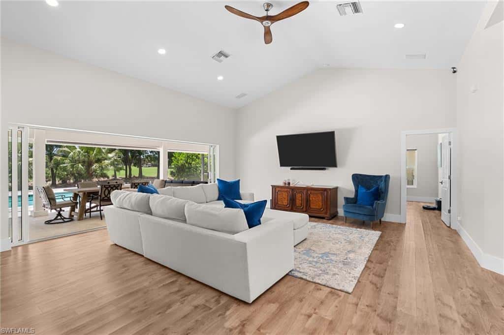 245 Monterey Dr, Naples, photo 9