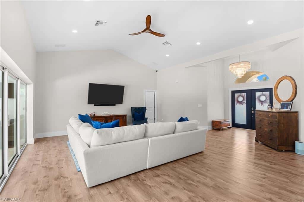 245 Monterey Dr, Naples, photo 10
