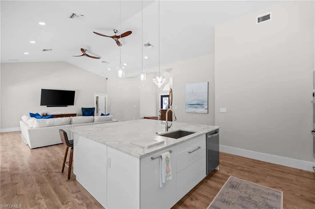 245 Monterey Dr, Naples, photo 11
