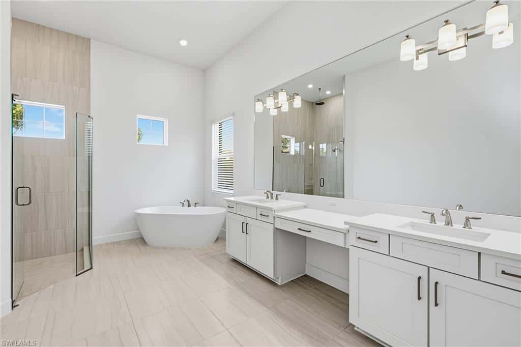15372 Turin Dr, Naples, photo 13