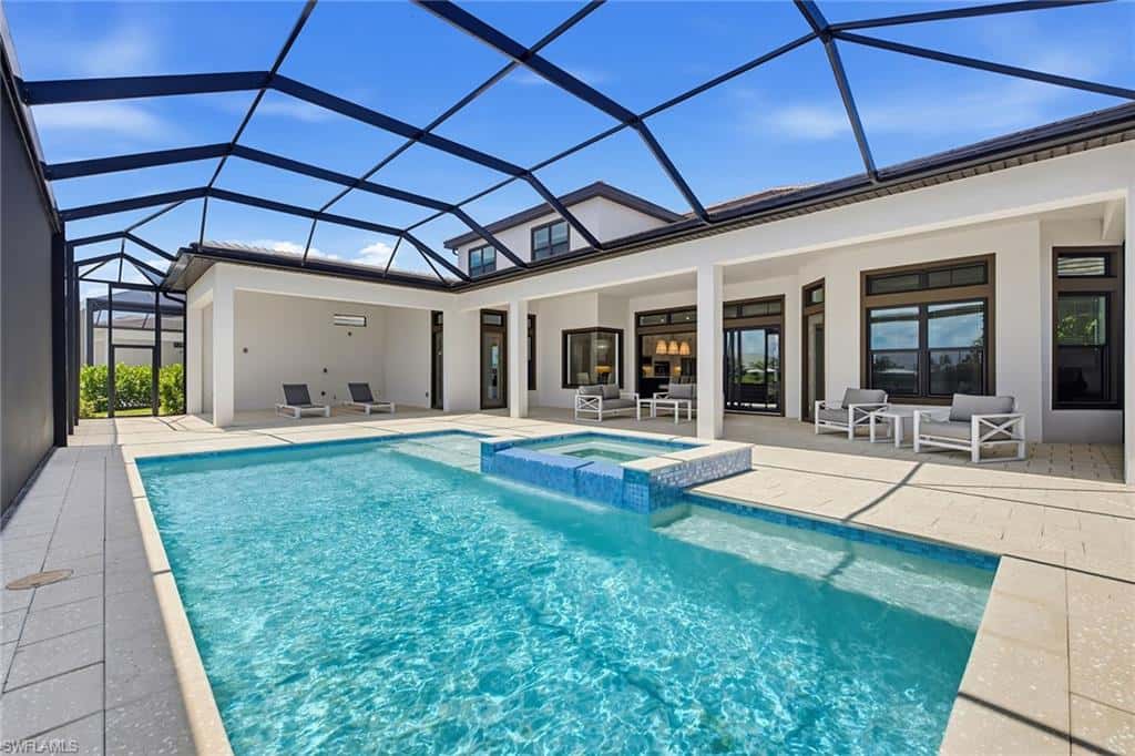 15372 Turin Dr, Naples, photo 33