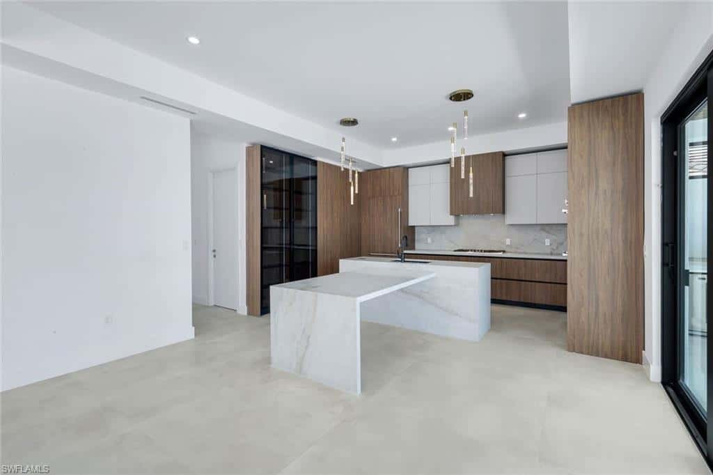 432 Burnt Store Rd, Cape Coral, photo 12