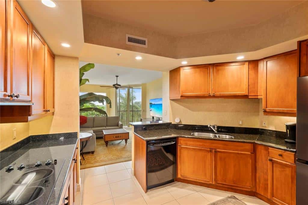 1060 Borghese Ln #403, Naples, photo 18