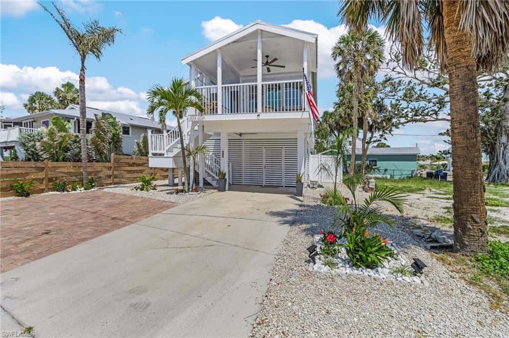 197 Madison Ct, Fort Myers Beach, photo 42