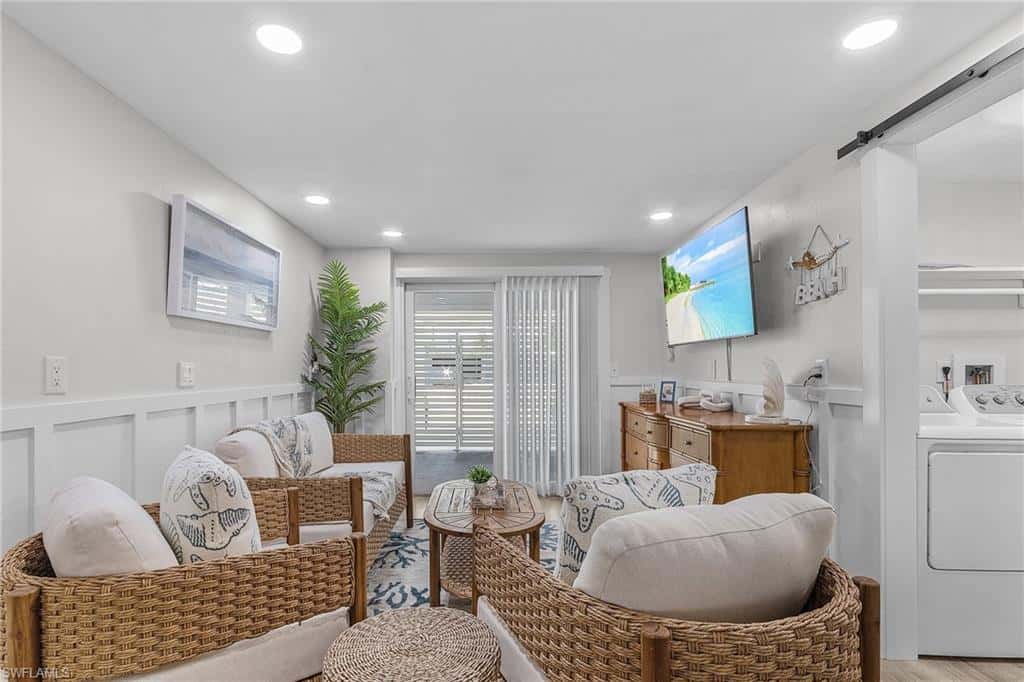 197 Madison Ct, Fort Myers Beach, photo 26