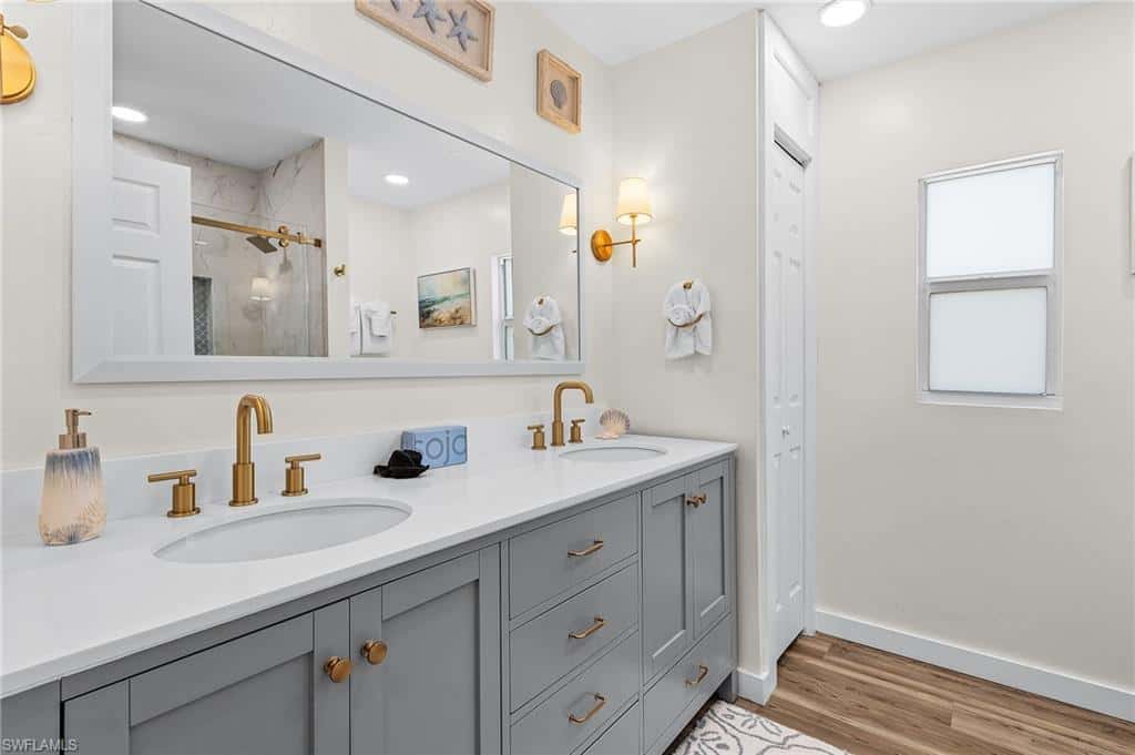 197 Madison Ct, Fort Myers Beach, photo 22