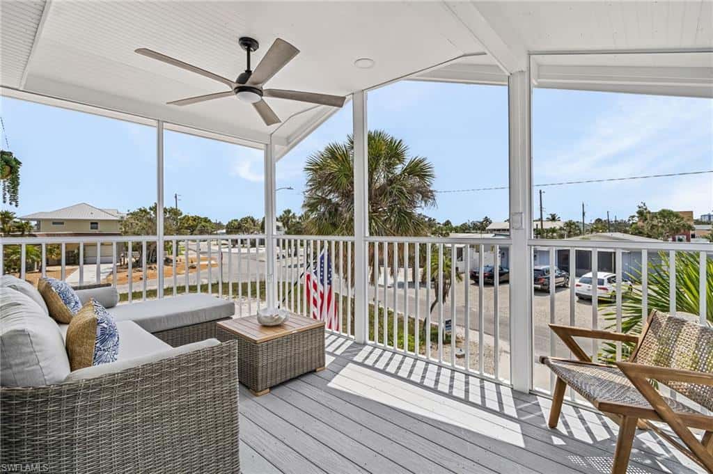 197 Madison Ct, Fort Myers Beach, photo 10
