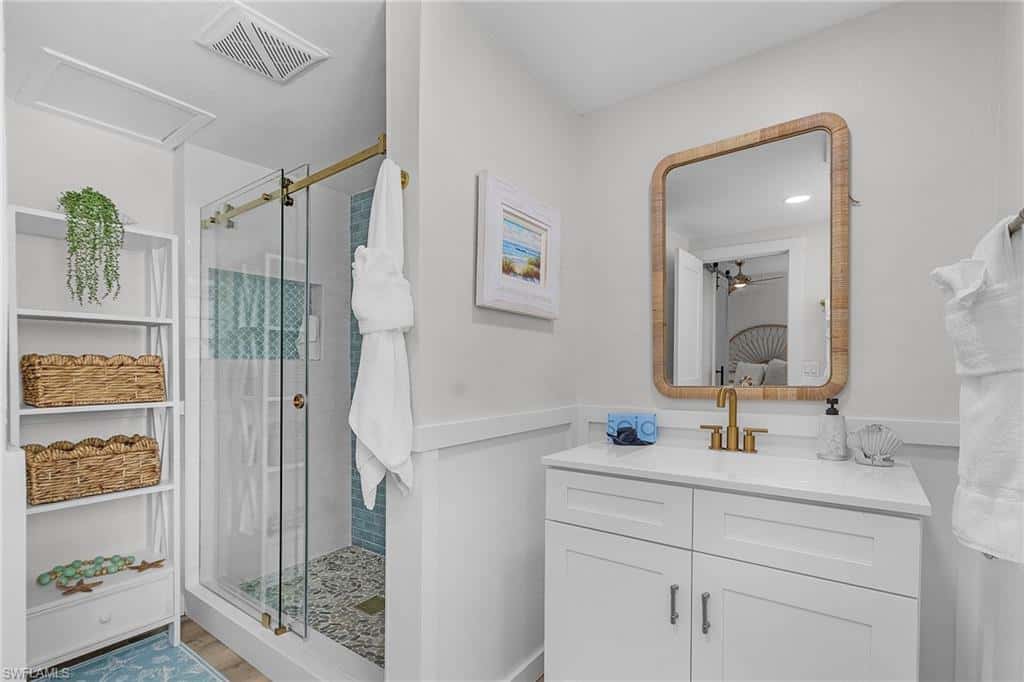197 Madison Ct, Fort Myers Beach, photo 33