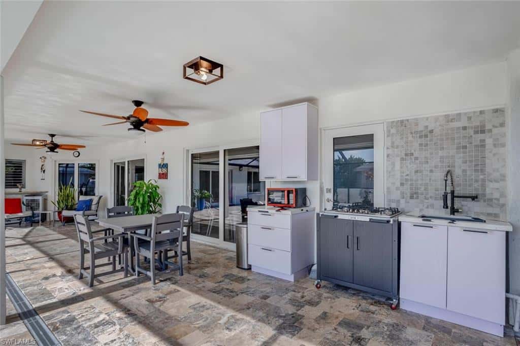 1026 Town And River Dr, Fort Myers, photo 16