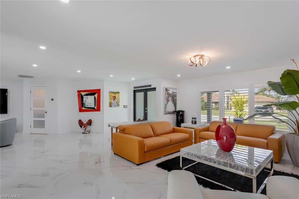1026 Town And River Dr, Fort Myers, photo 12