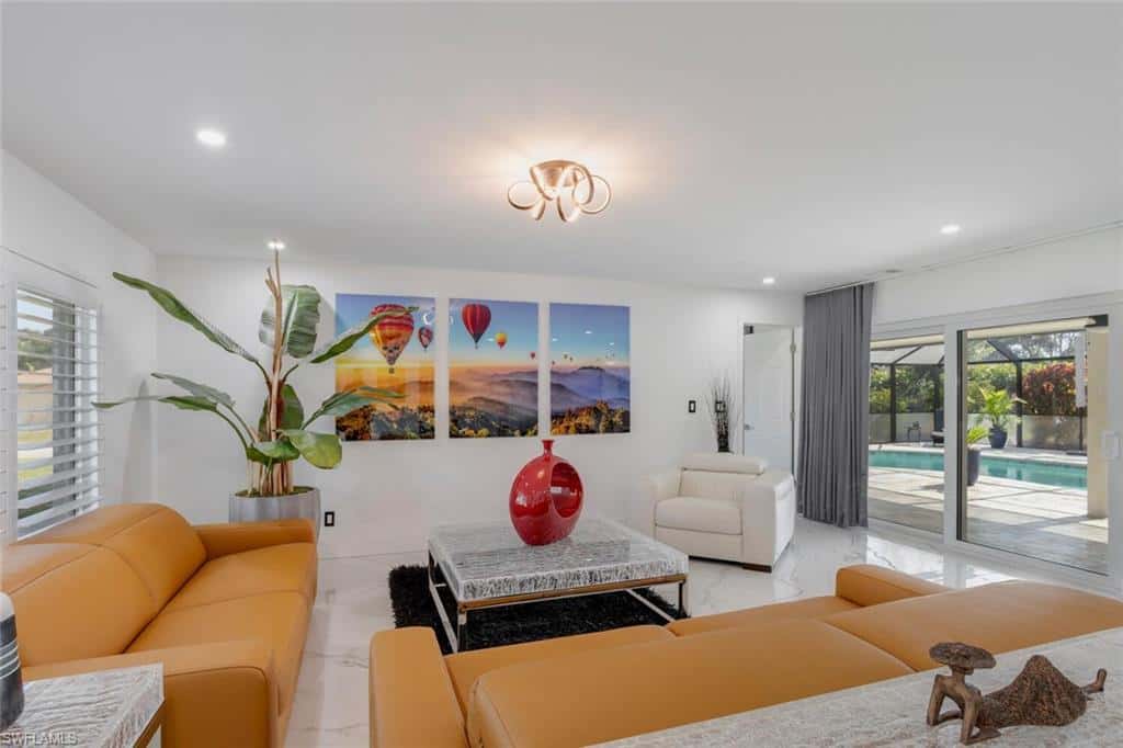1026 Town And River Dr, Fort Myers, photo 9