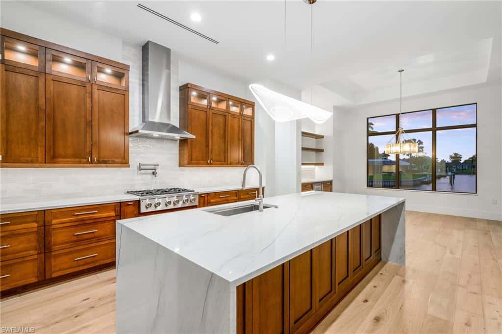 846 Cypress Lake Cir, Fort Myers, photo 5
