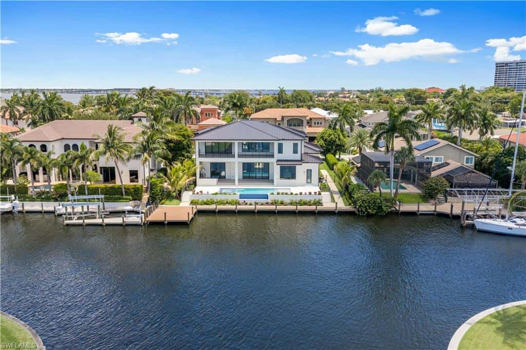 846 Cypress Lake Cir, Fort Myers, photo 9